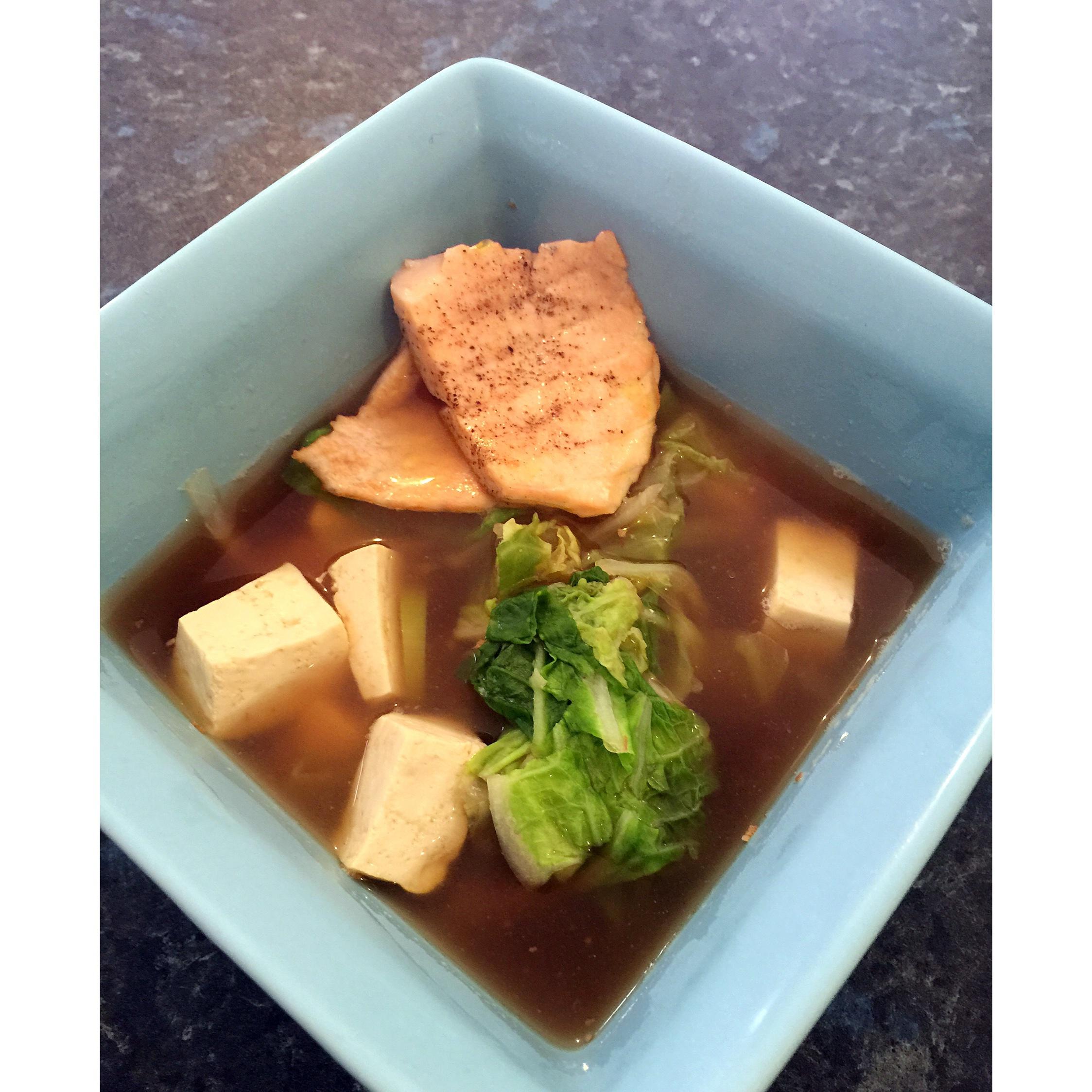 豆腐酱汤 配 鲜煎三文鱼的做法