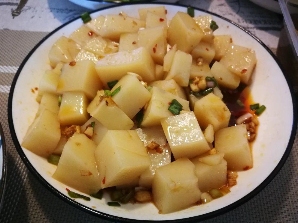 凉拌米豆腐