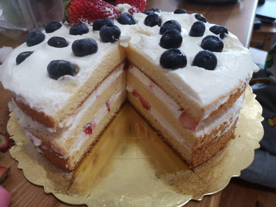 烤箱做蛋糕（戚风蛋糕的做法）