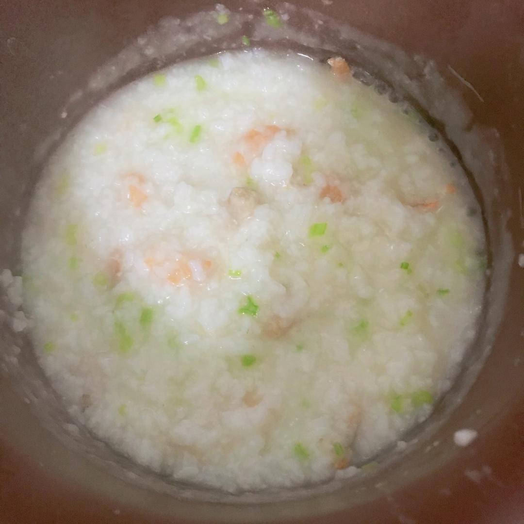 鲜虾砂锅粥