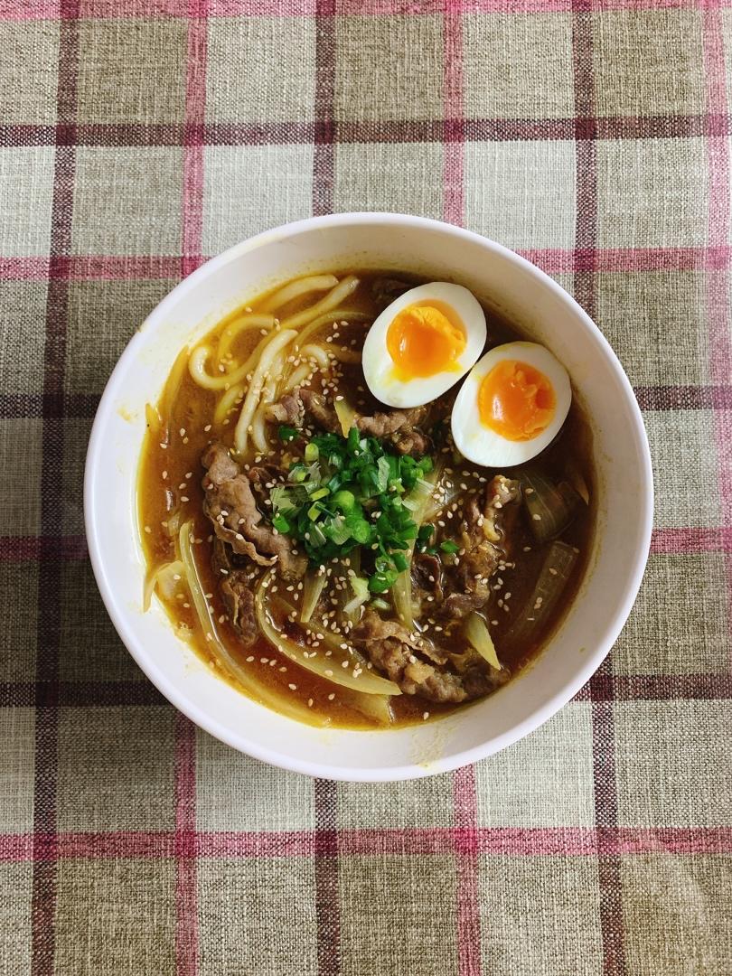 咖喱肥牛乌冬面