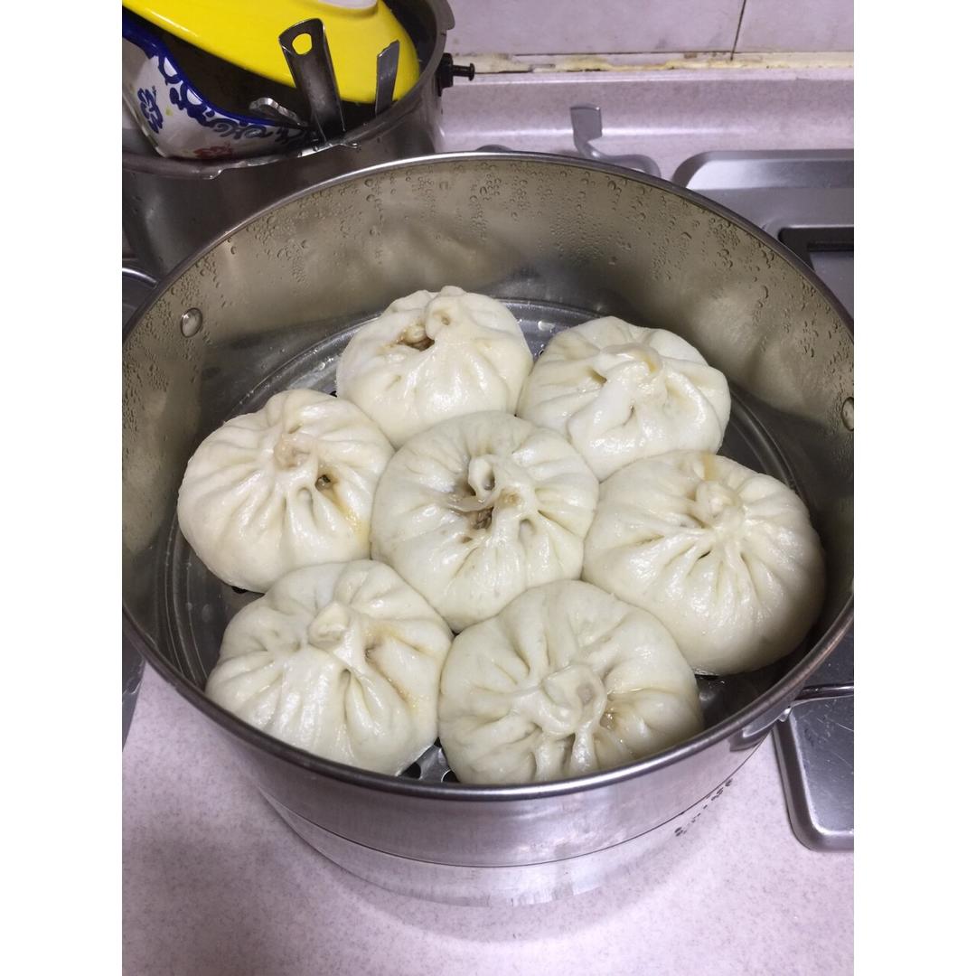 马蹄猪肉包子