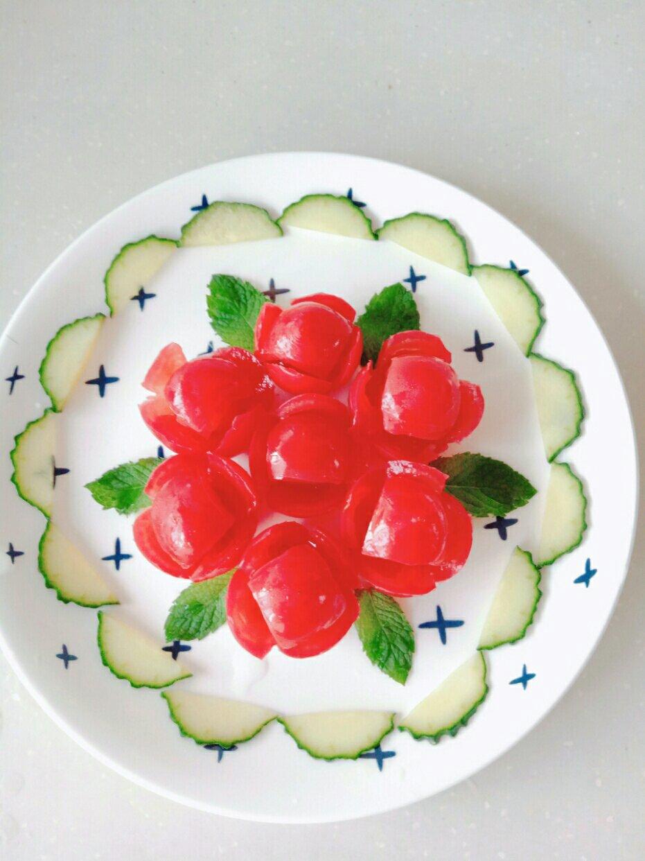 圣女果配青瓜~如花般的美食ヾ ^_^♪