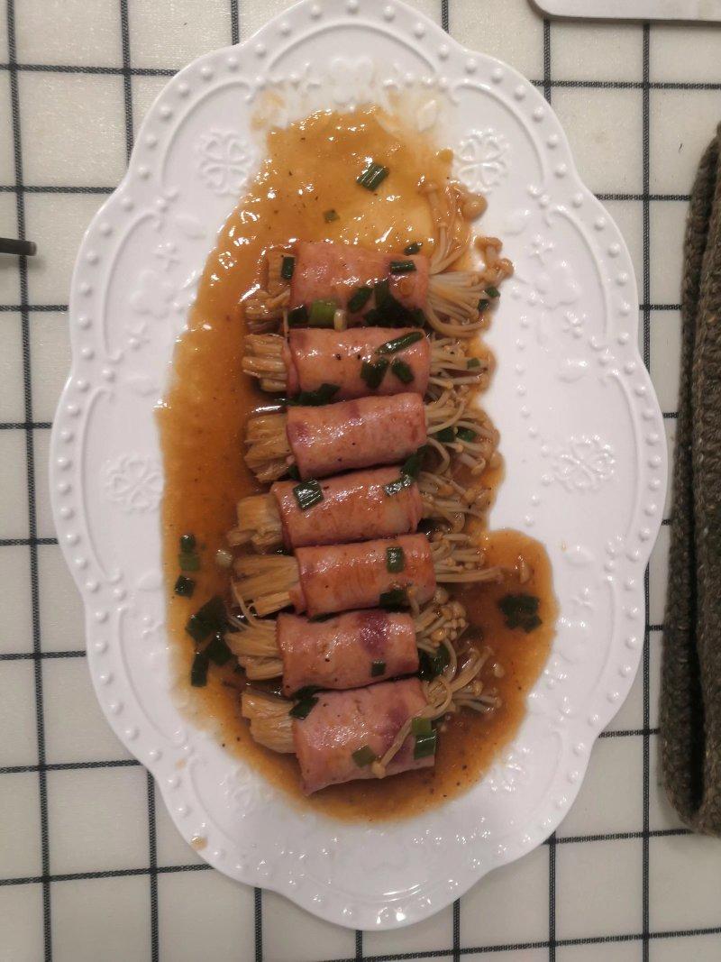 香煎培根金针菇卷