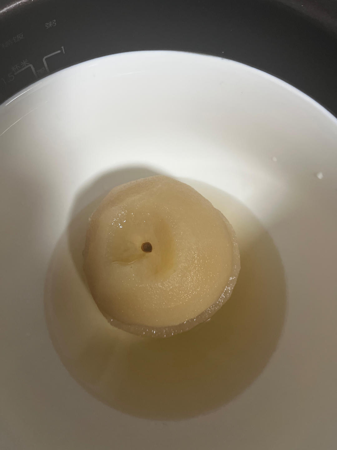 教你在家做冰糖雪梨，不用煮不用炖，做法简单一看就会