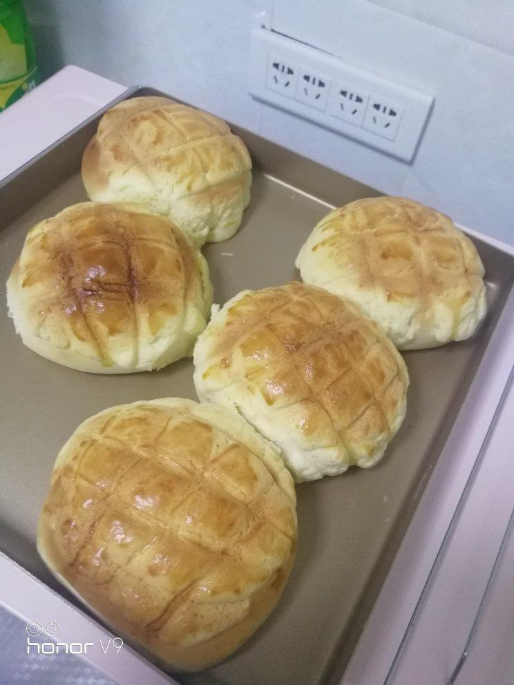 《Tinrry+》菠萝包（手揉教程）（帅帅小厨）