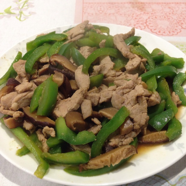 香菇炒肉，超级下饭哦