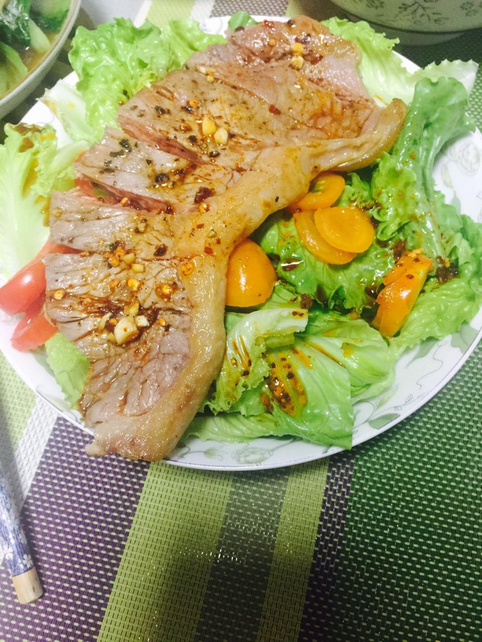 牛排大拌菜-2018年夜饭【曼食慢语】