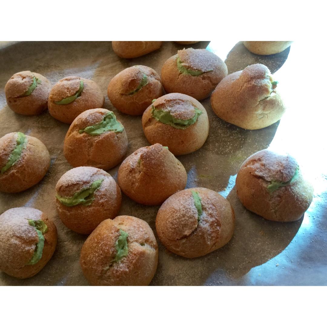 抹茶卡仕达泡芙