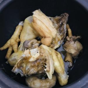 电饭锅盐焗鸡的做法 步骤6