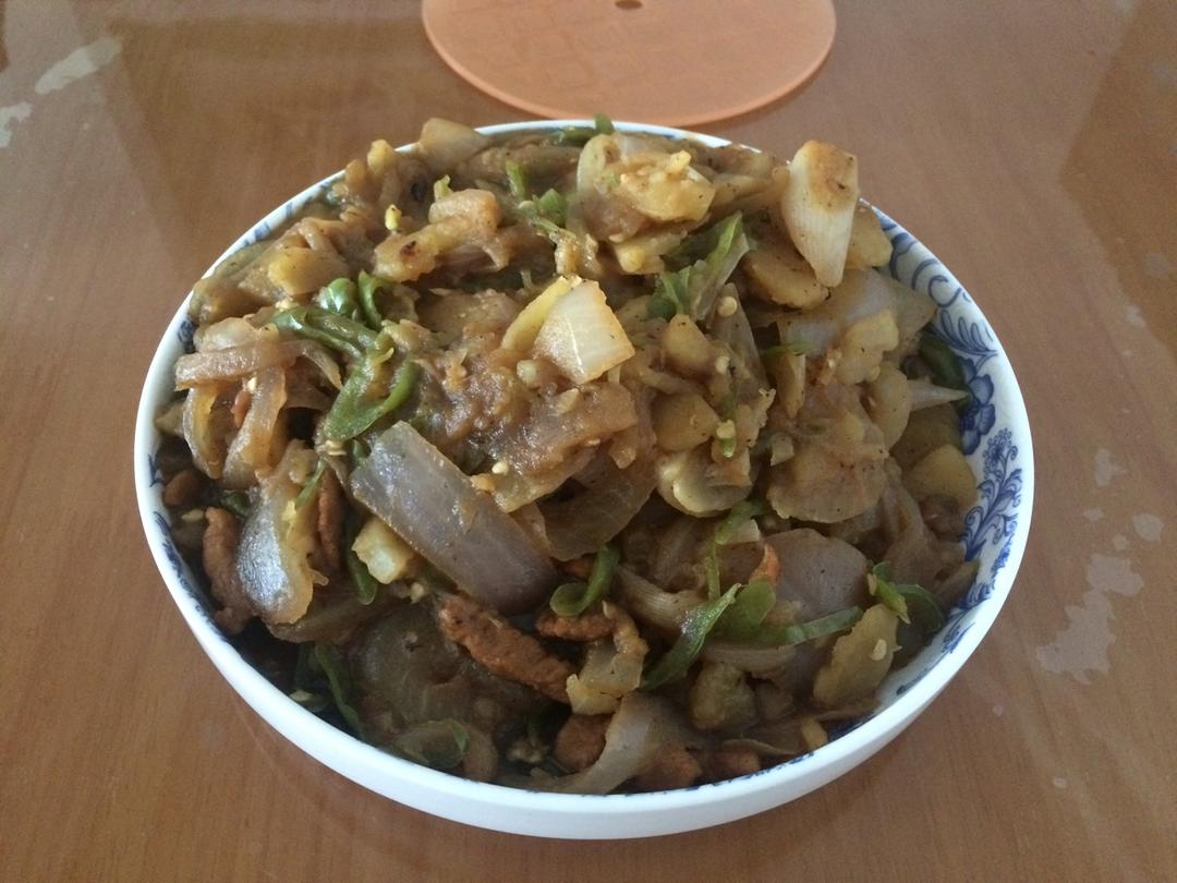洋葱炒土豆