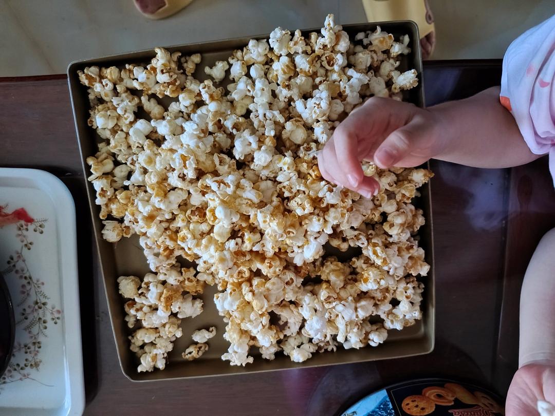 一招搞定小朋友的黄油焦糖爆米花，简单又好吃