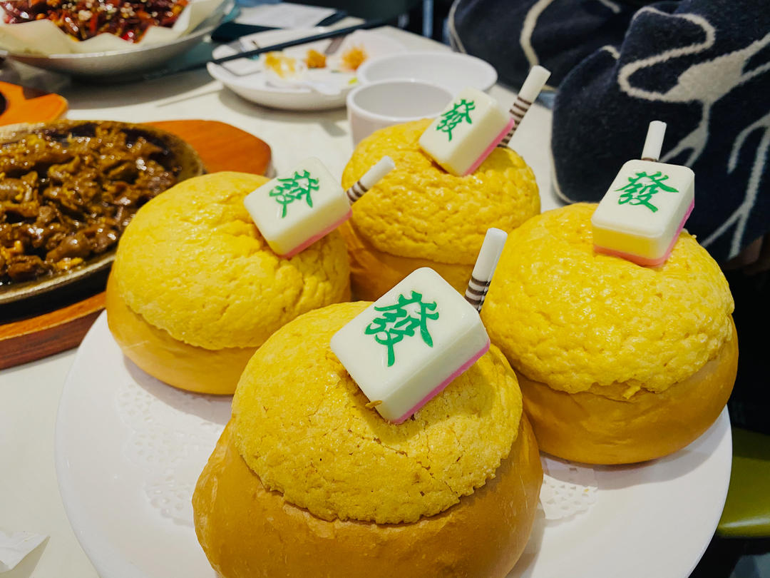 好吃到炸裂的港式菠萝包（附带制作酥皮的小视频）