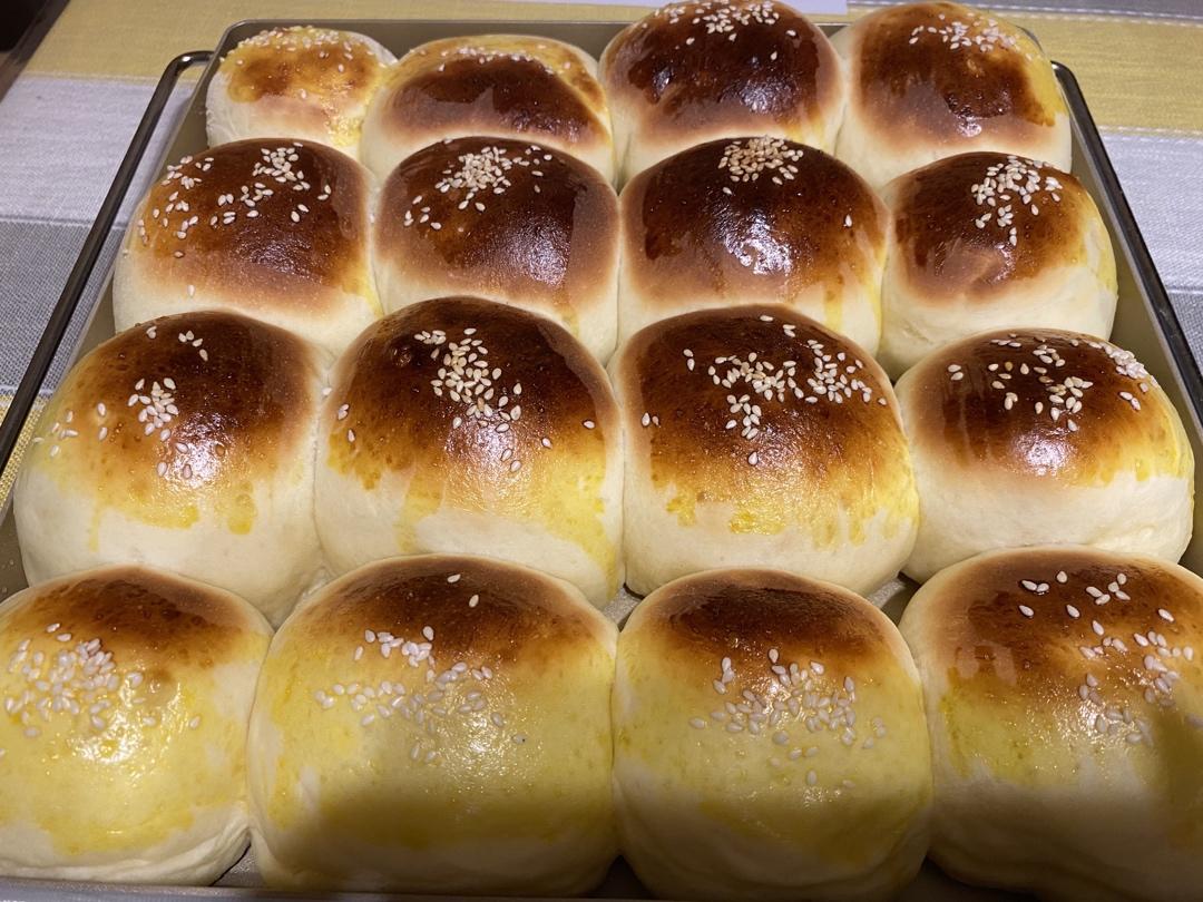 🥛超简单快手，柔软拉丝，一次发酵，牛奶小餐包