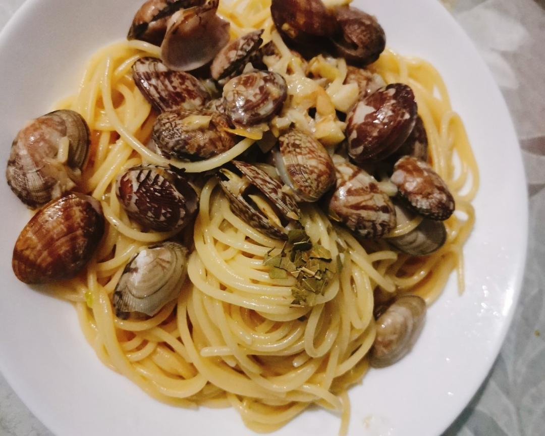 美味简单的蛤蜊意面