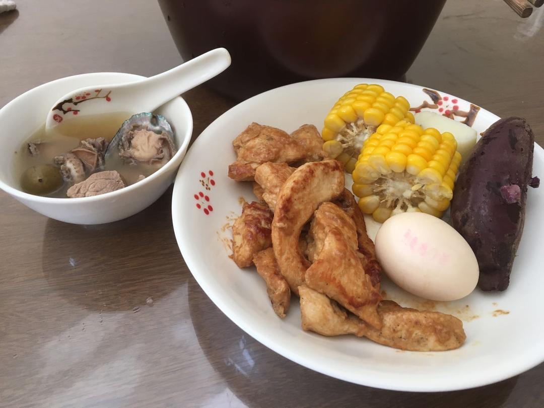 青橄榄排骨鲍鱼汤