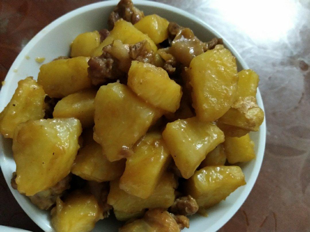 排骨炖土豆