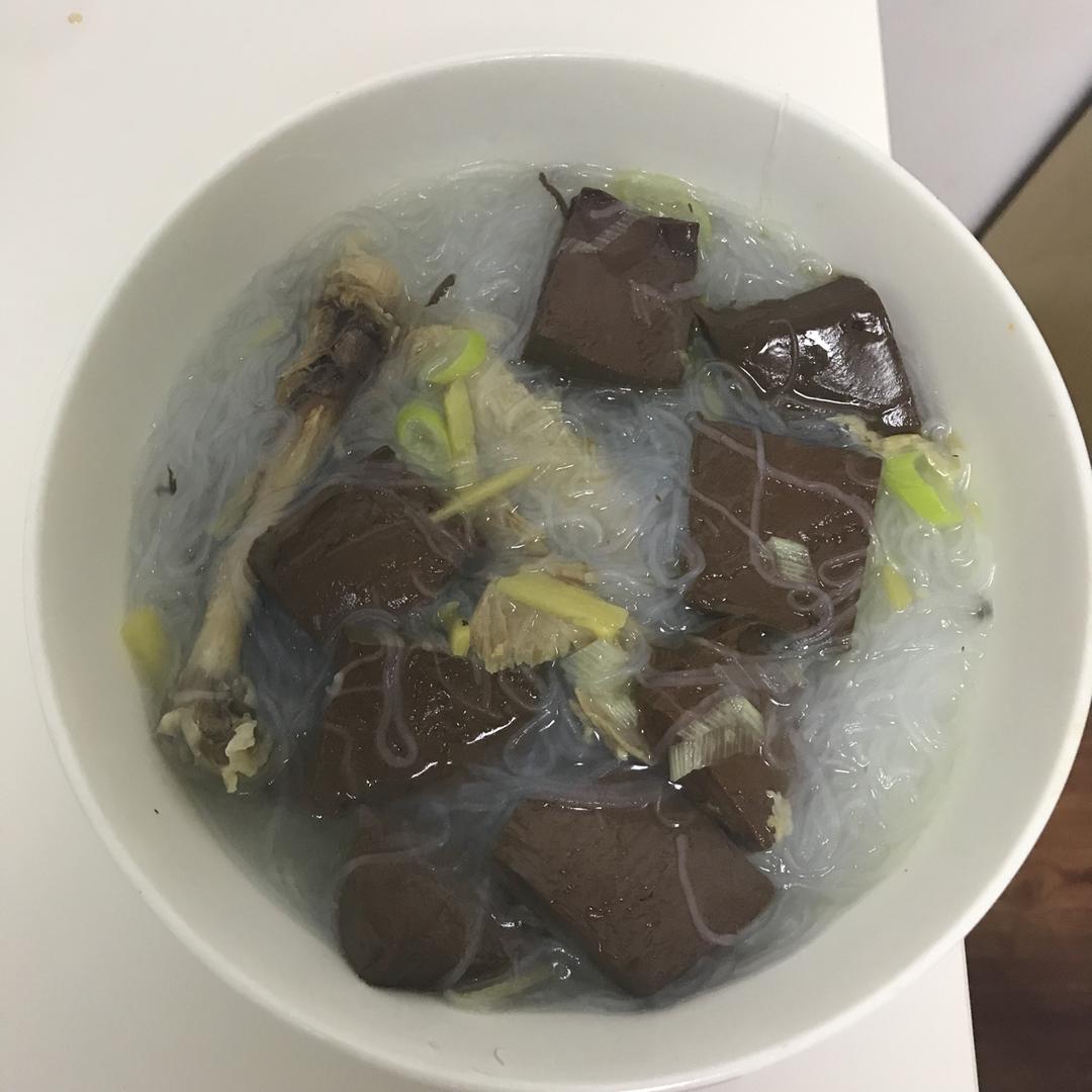 鸭血粉丝汤