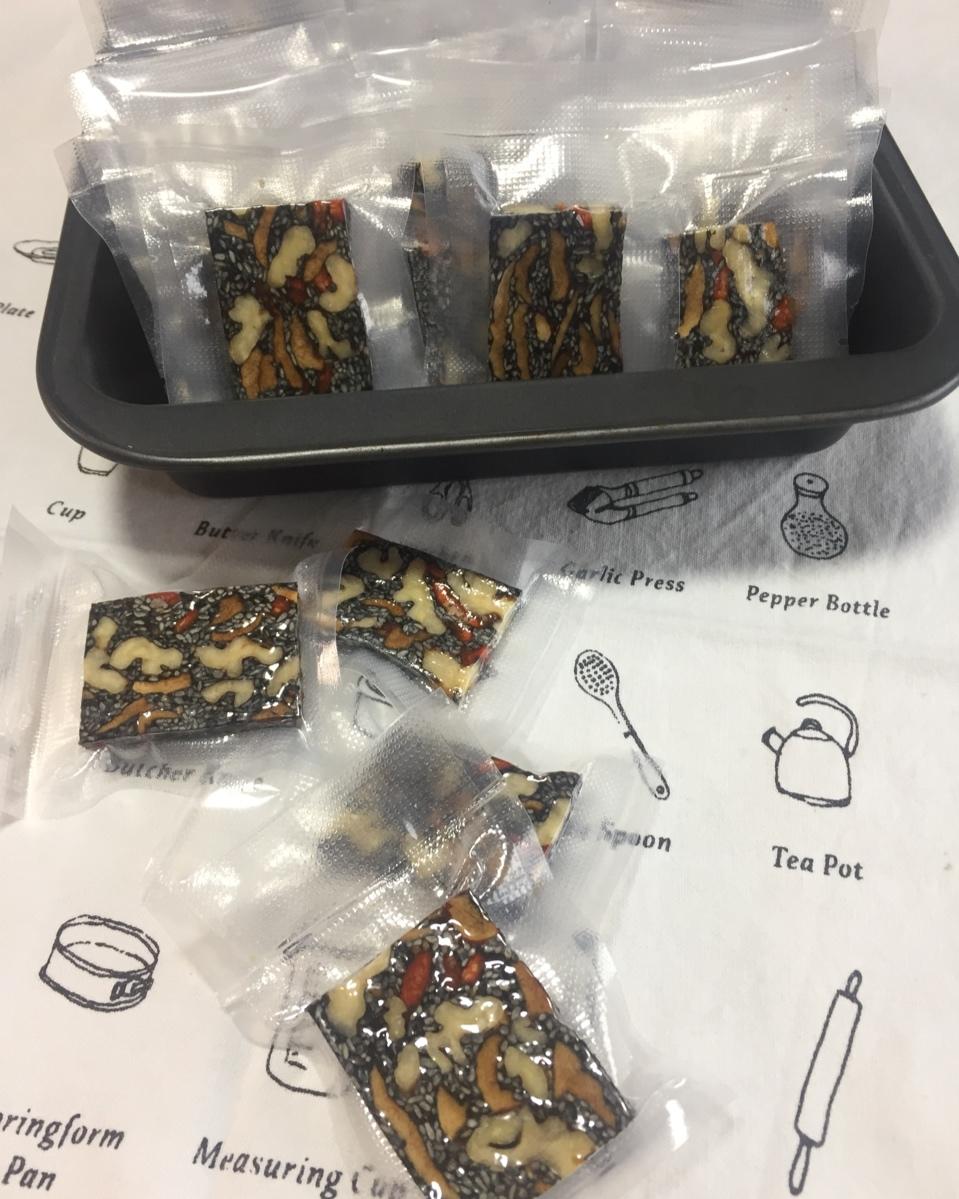 阿胶糕（固元膏）