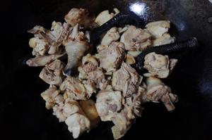 香菇板栗炖鸡汤的做法 步骤7