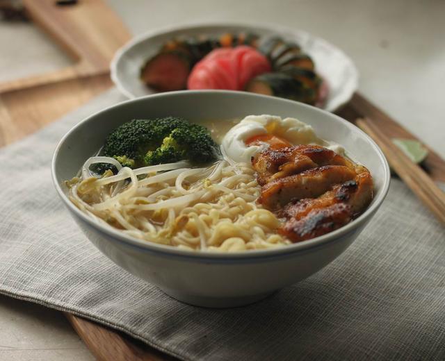日式鸡骨浓汤做法的做法