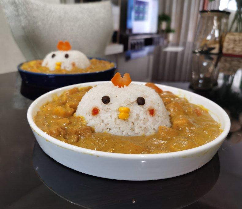人见人爱花见花开🐤         三只小鸡日式咖喱饭