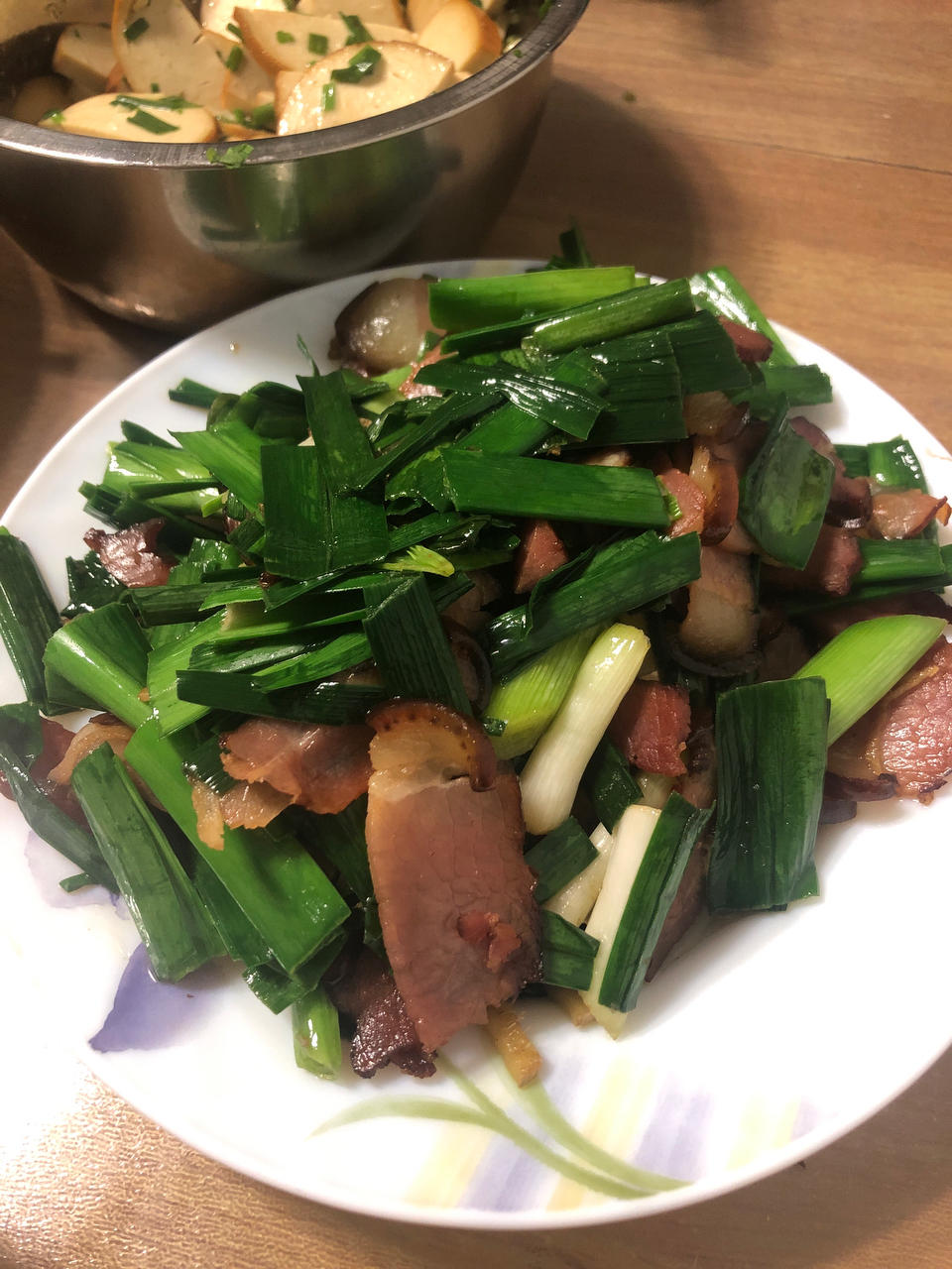 腊肉炒蒜苗