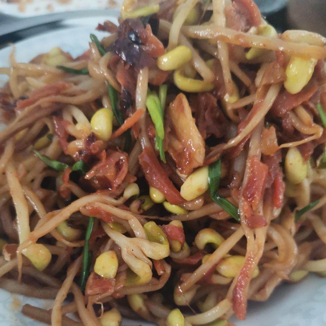 清炒豆芽（超级下饭菜）