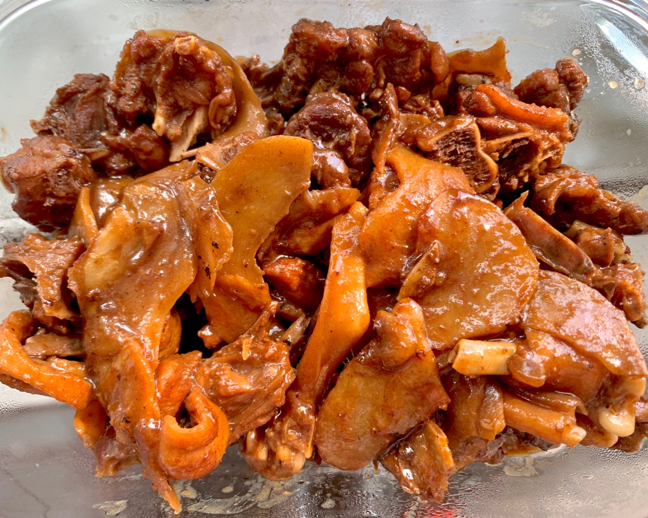 用柱候酱煮的超级好吃的广式子姜焖鸭的做法