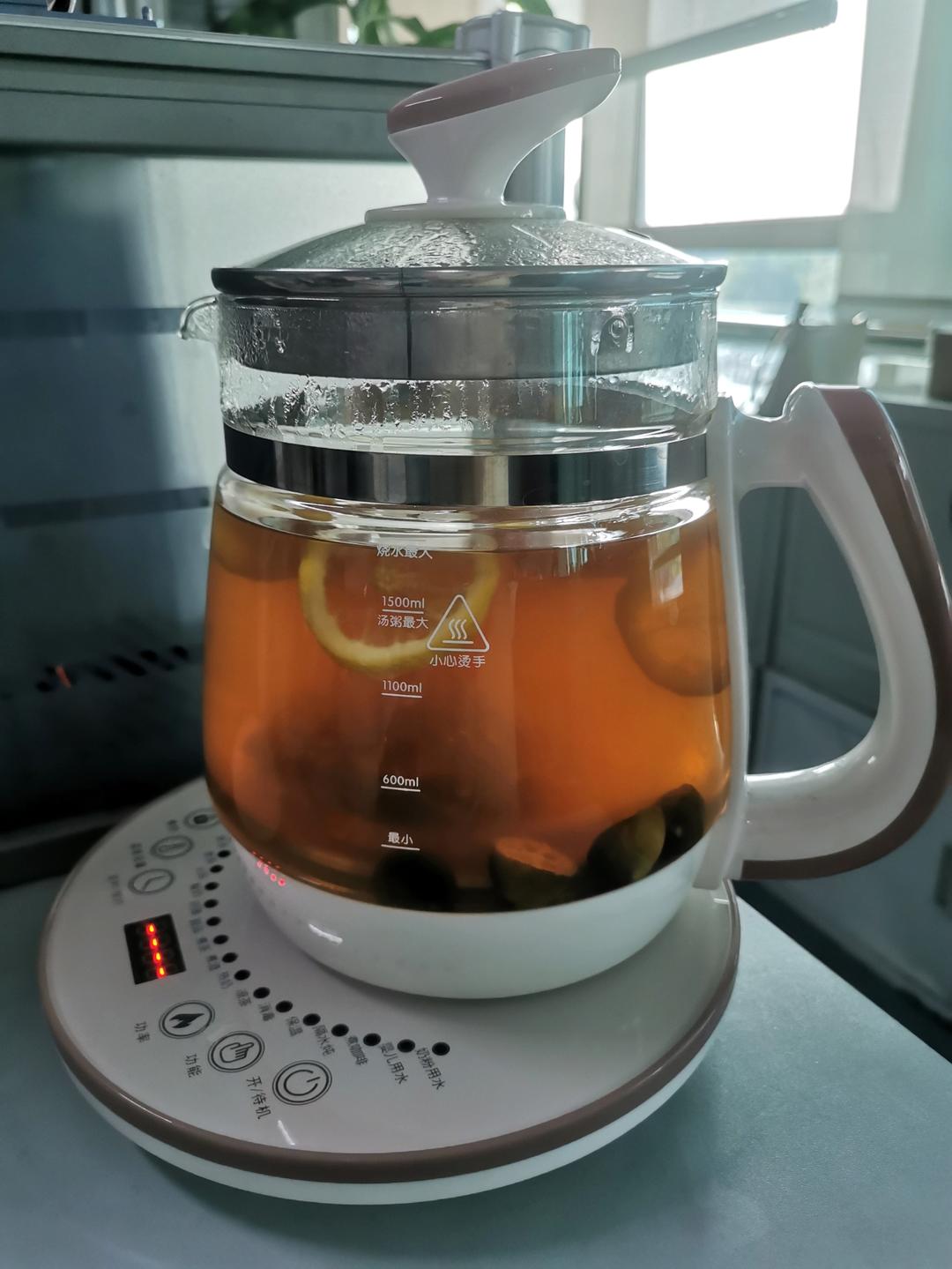 超好喝的柠檬🍋冰红茶        （自制健康食材，无糖精😋）