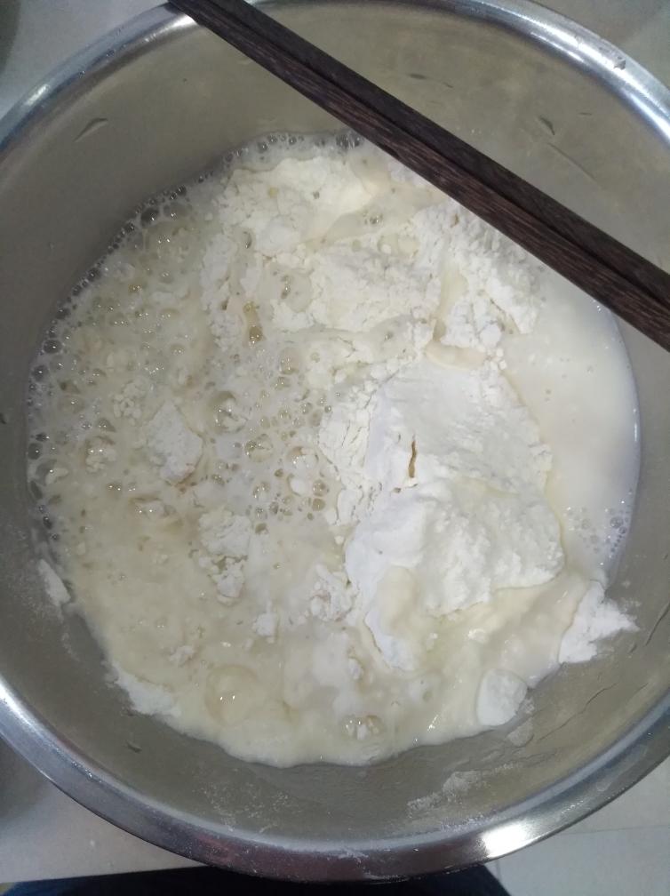 纯奶手撕吐司的做法 步骤1