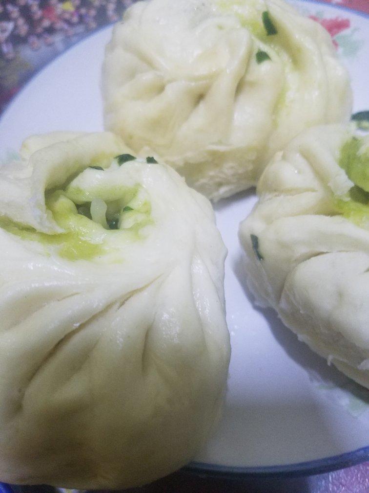 丽丽做的韭菜鸡蛋素馅大包子