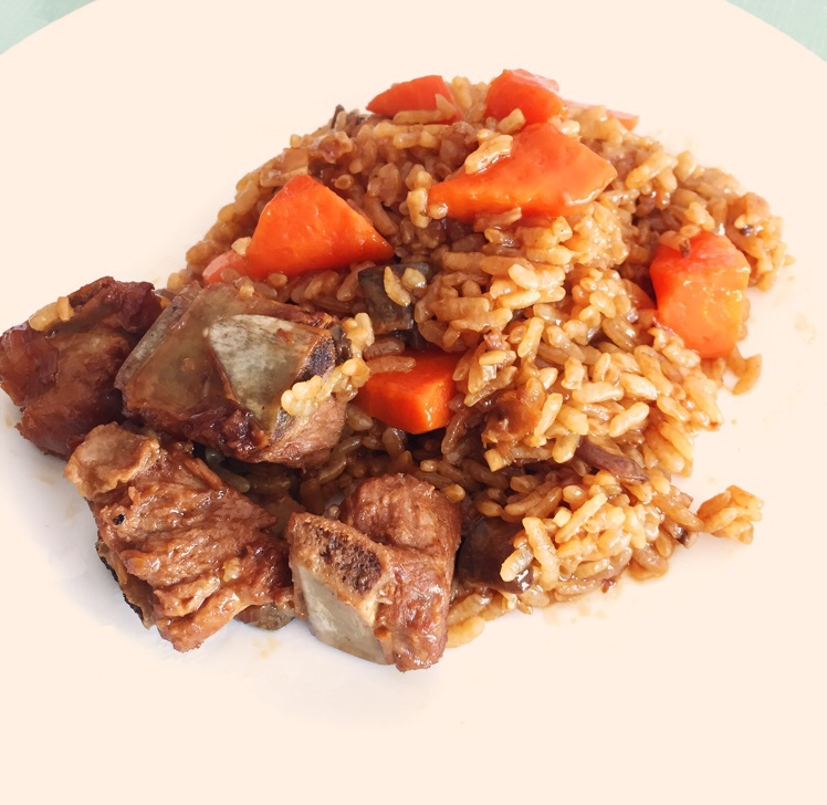 喷香排骨焖饭（爆好吃）