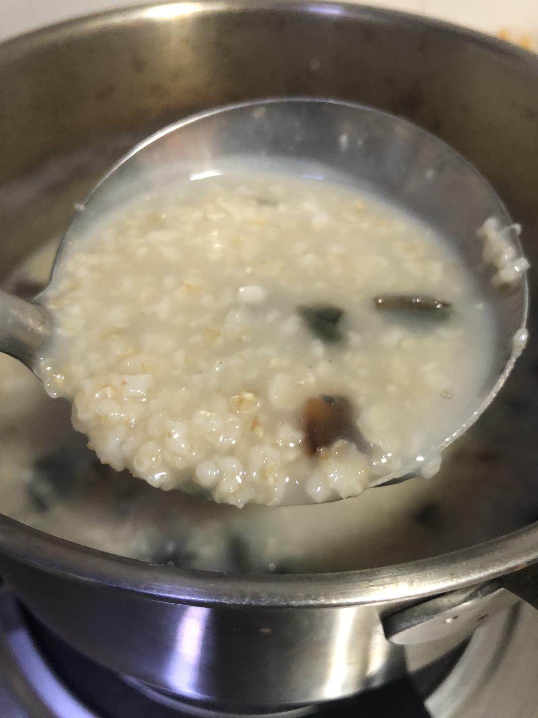 燕麦版皮蛋粥的做法