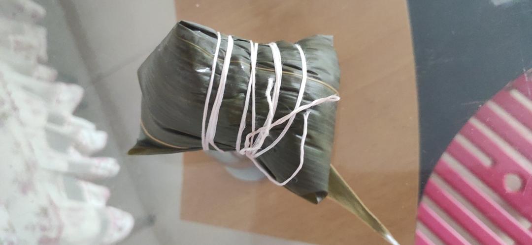 红枣甜粽 蜜枣四角粽的包法