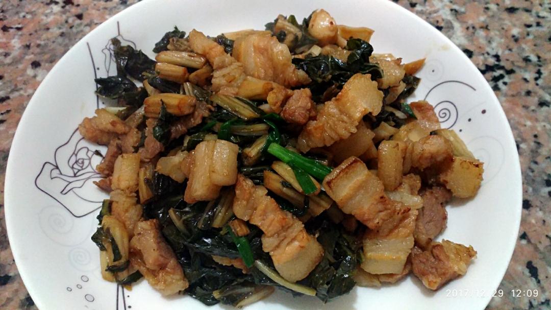 梅干菜炒五花肉