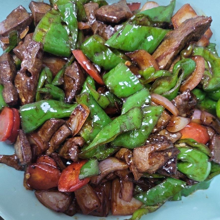 软嫩不腥的爆炒猪肝