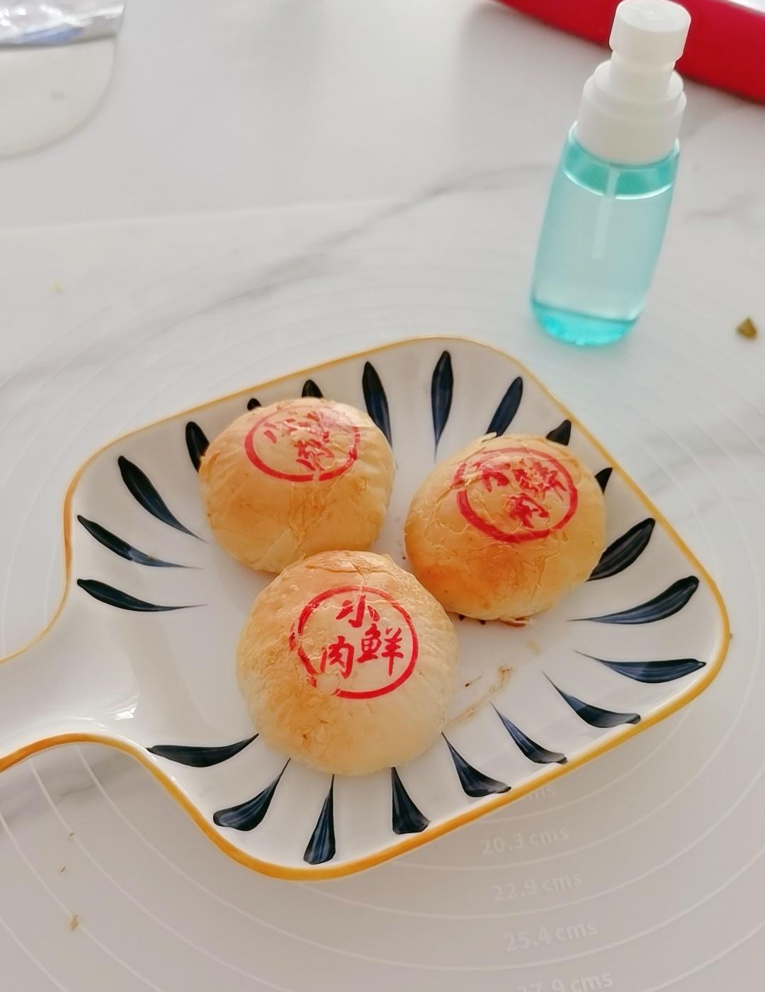 泳式鲜肉榨菜月饼