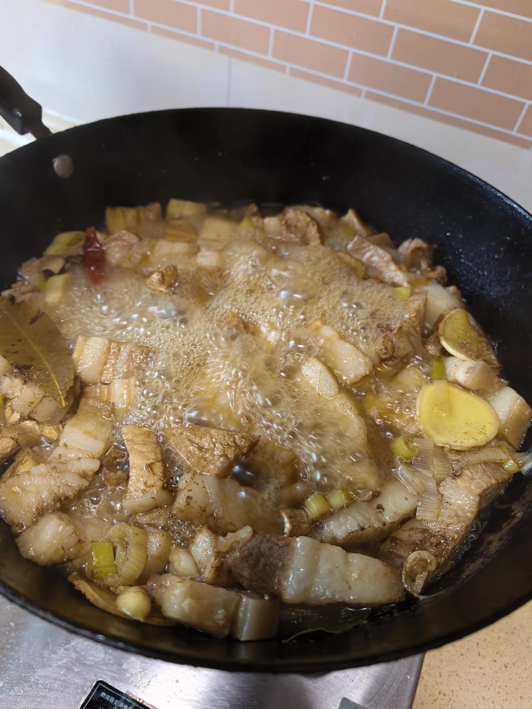 抹嘴-肉夹馍的肉和蛋，不放油版本
