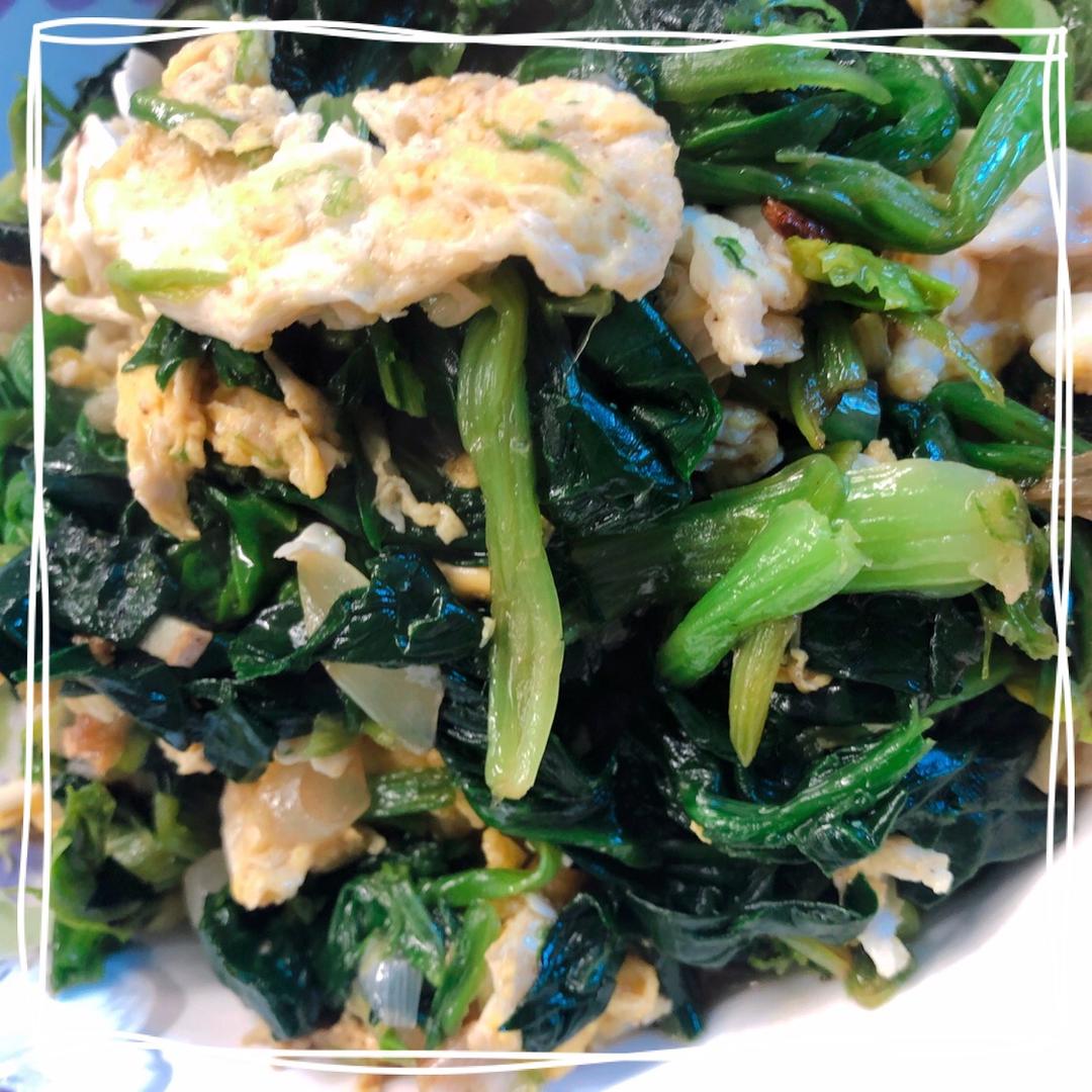菠菜炒鸡蛋