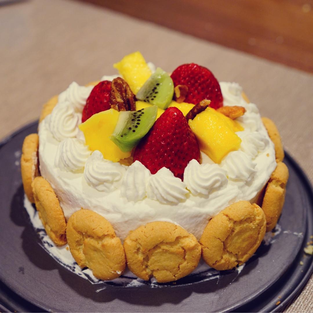 生日蛋糕教程【威化饼干围边】