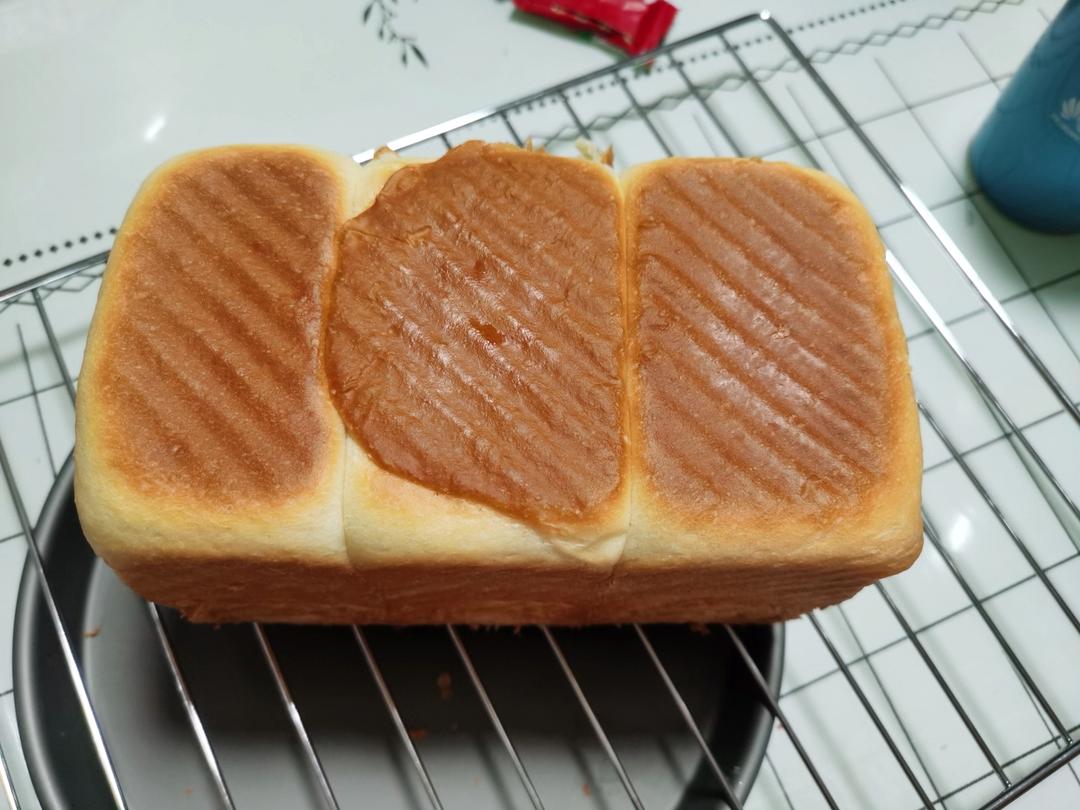 吐司，奶香手撕面包，超级香浓