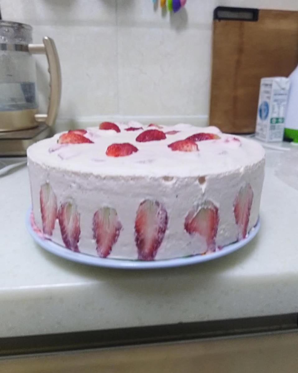 巧克力草莓慕斯蛋糕