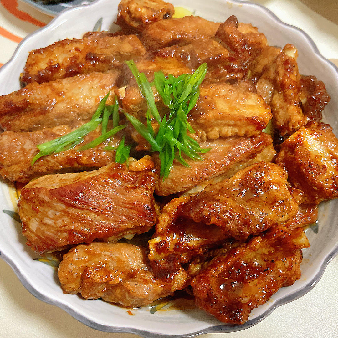 香酥排骨蒸土豆