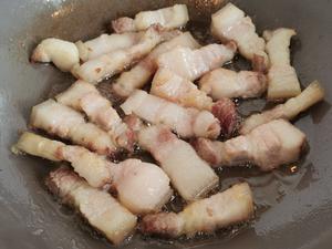 笋干香菇烧肉的做法 步骤7