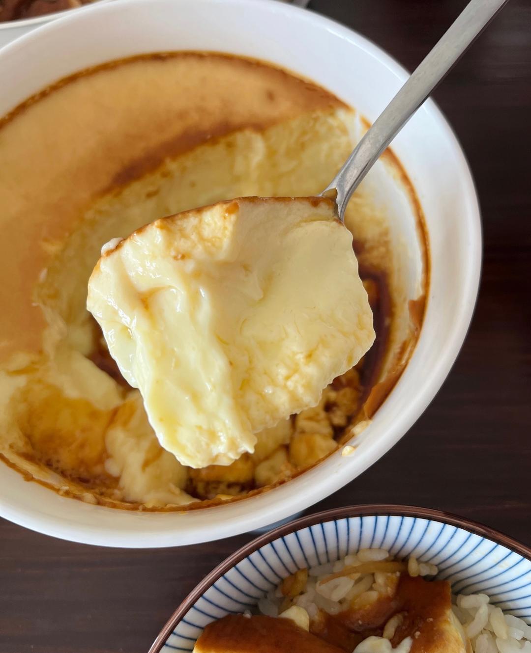 用料隔水蒸蛋的做法四个鸡蛋打散后加入清水搅匀加入盐搅匀保鲜