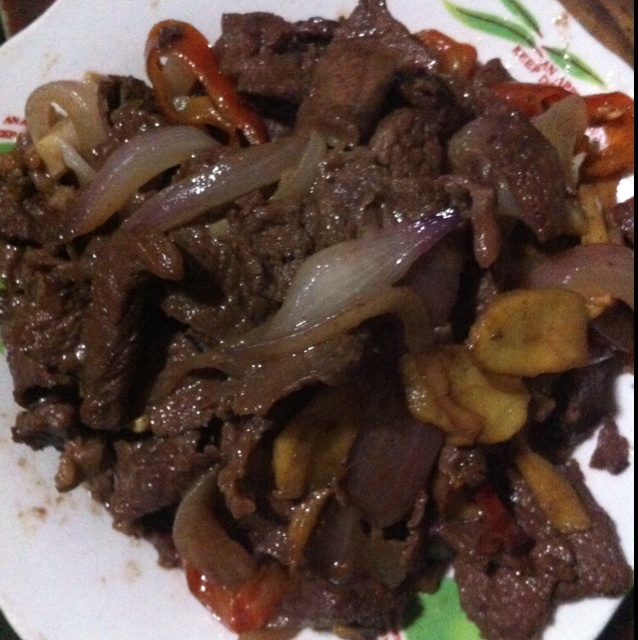 牛肉炒洋葱