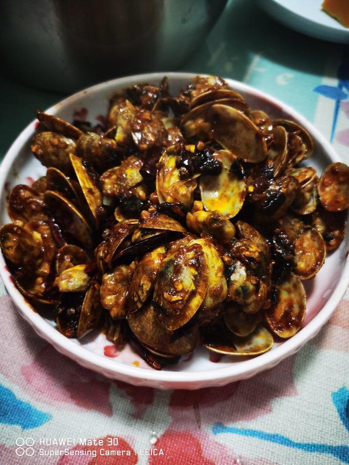 蒜香炒花甲