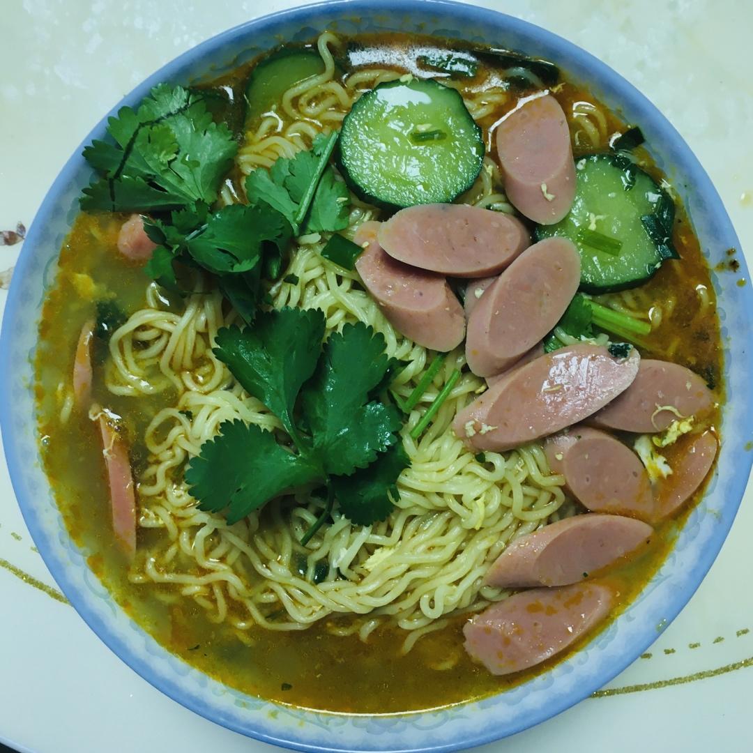 2020-05-07 18:07:46赞满足食欲的深夜秘密 森系浓香泡面任意方便面