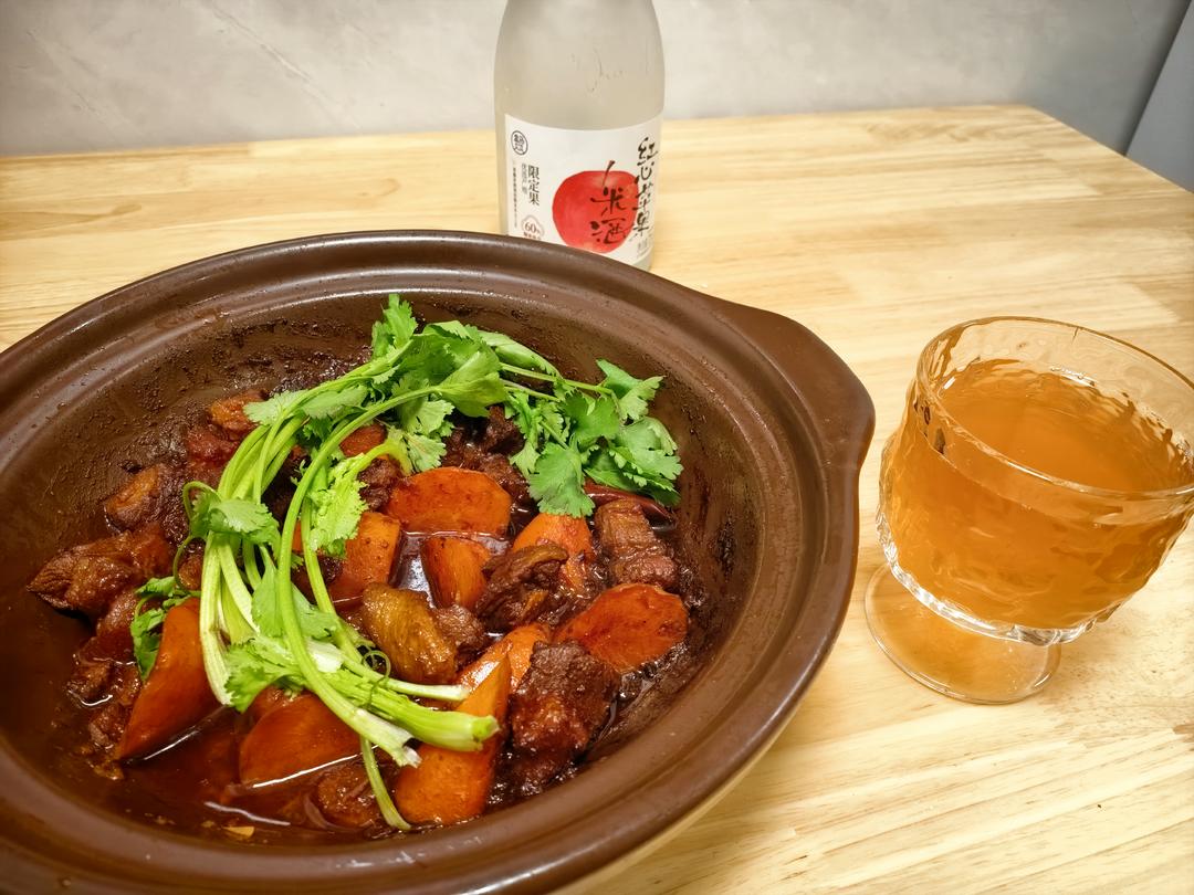 周末懒人版胡萝卜红烧牛腩